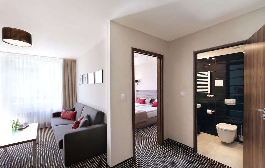 Koral Live Hotell Kołobrzeg Exteriör bild