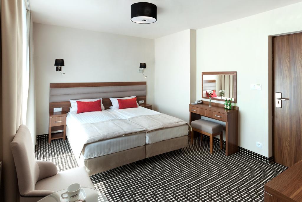 Koral Live Hotell Kołobrzeg Exteriör bild