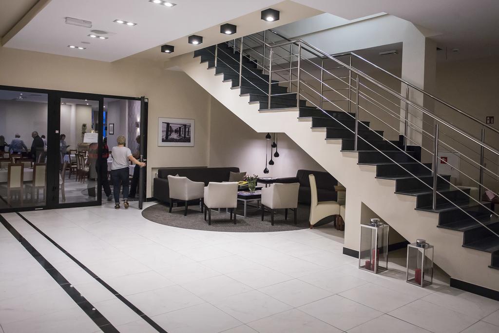 Koral Live Hotell Kołobrzeg Exteriör bild