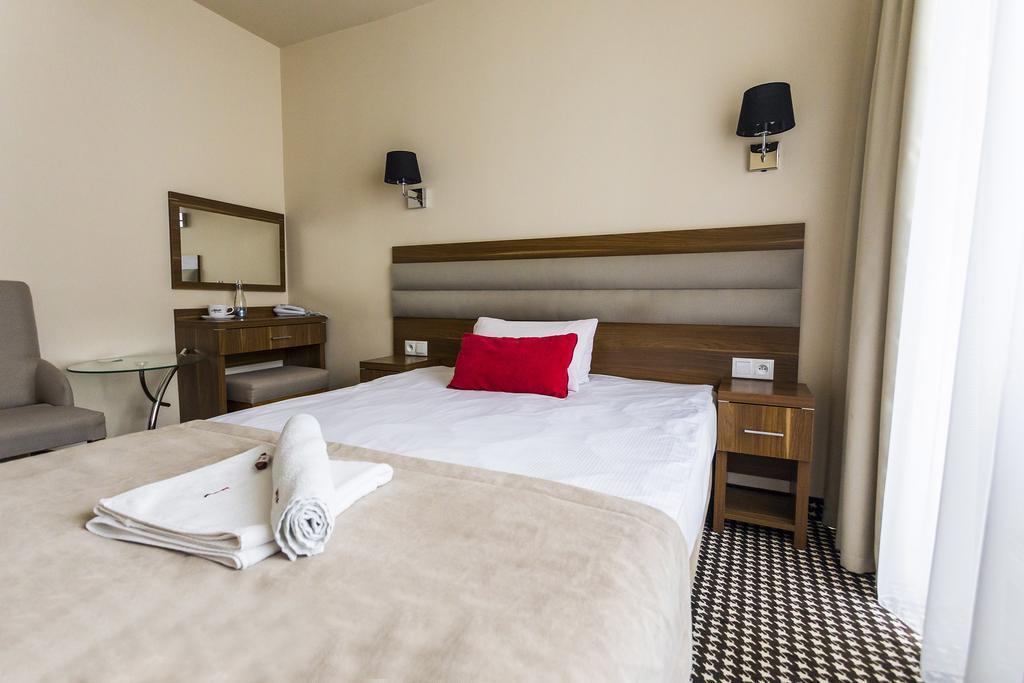 Koral Live Hotell Kołobrzeg Exteriör bild