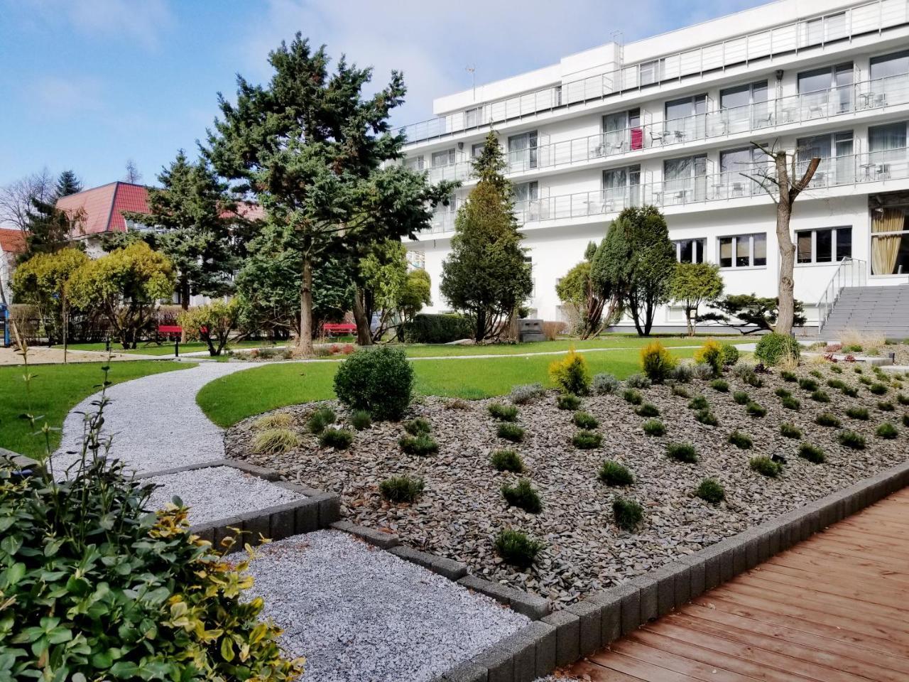 Koral Live Hotell Kołobrzeg Exteriör bild