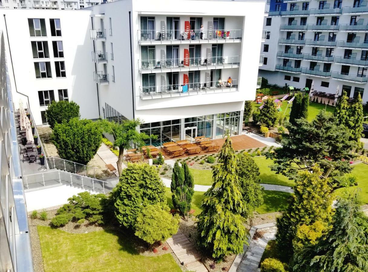 Koral Live Hotell Kołobrzeg Exteriör bild
